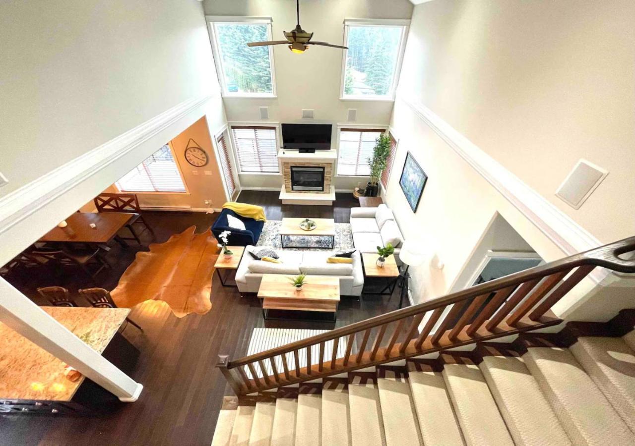 Bellamy Manor Large Home With 5Beds! In Langford 維多利亞 外观 照片