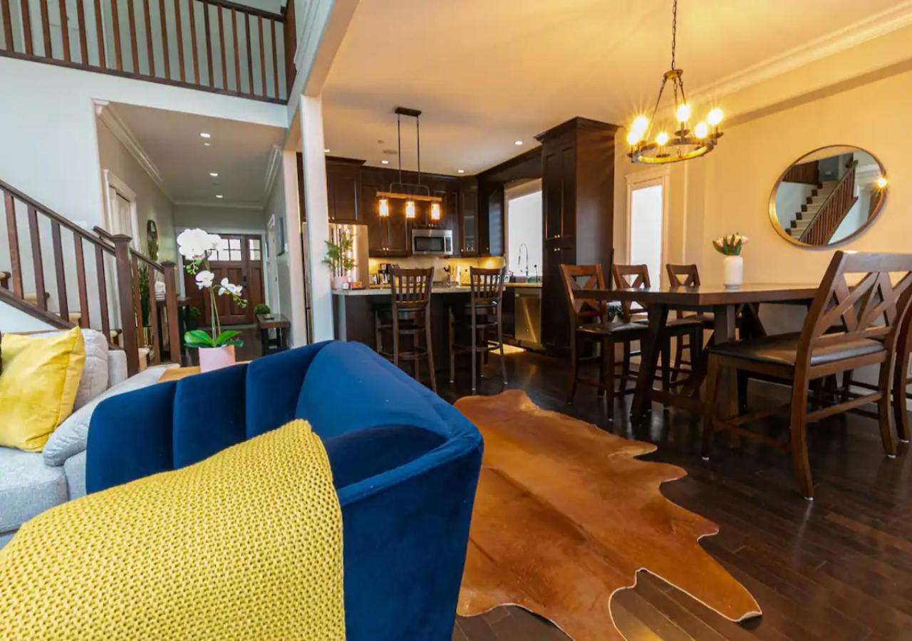 Bellamy Manor Large Home With 5Beds! In Langford 維多利亞 外观 照片